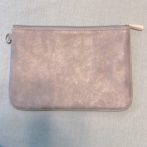 Thirty-One shoulder bag, zipper pouch, and coin purse - Picture 12 of 16